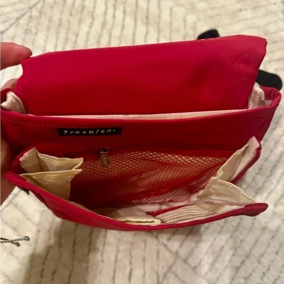 Travelon Red Crossbody Bag - Picture 3 of 10